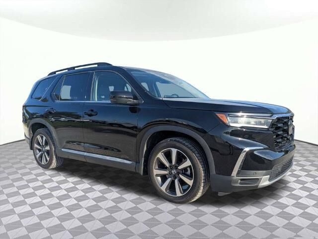 2023 Honda Pilot Elite — photo 1 of 26