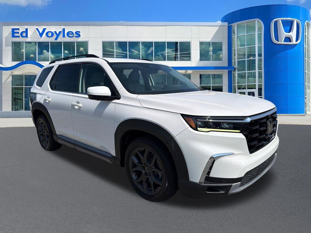 2023 Honda Pilot Elite — photo 1 of 13