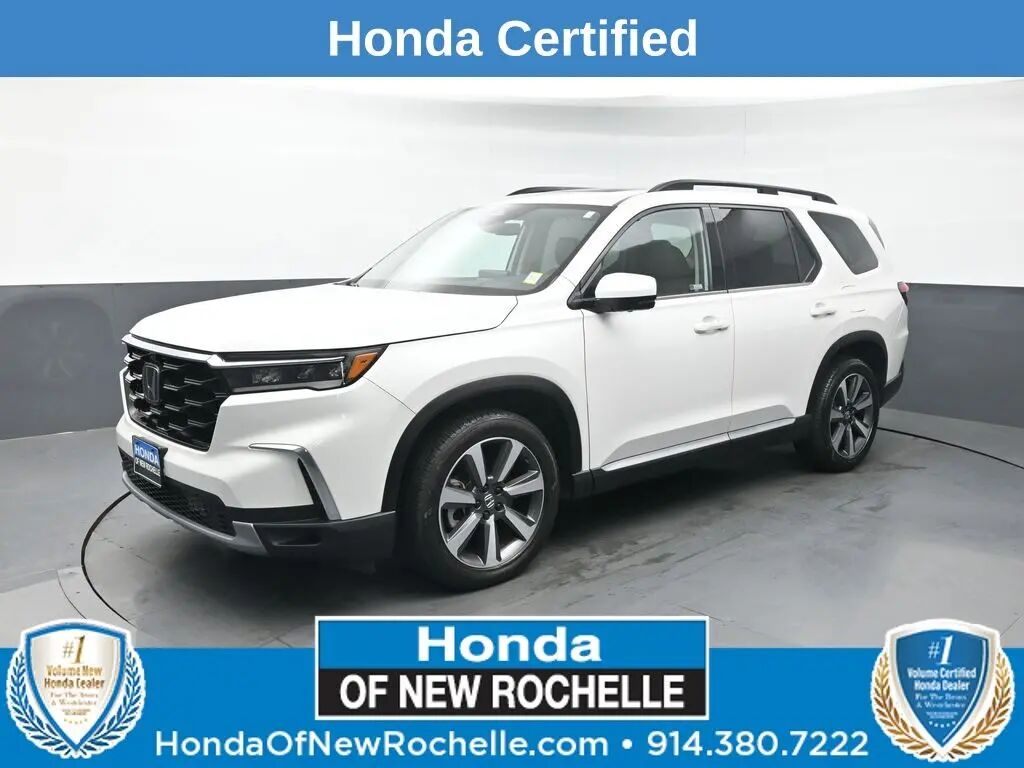 2023 Honda Pilot Elite — photo 1 of 6