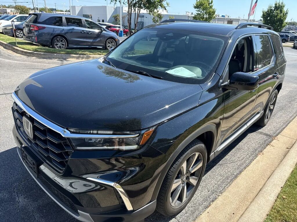 2025 Honda Pilot Elite — photo 1 of 2