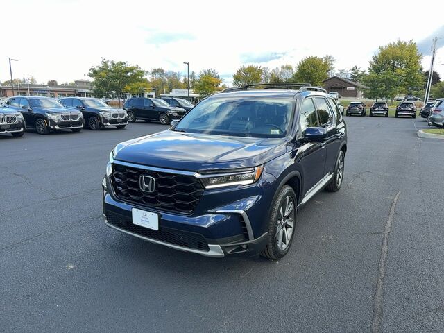 2025 Honda Pilot AWD Elite