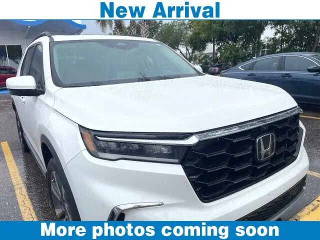 2023 Honda Pilot Elite — photo 1 of 2