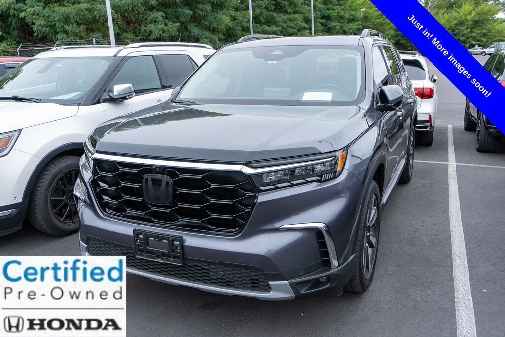 2024 Honda Pilot AWD ELITE — photo 1 of 4