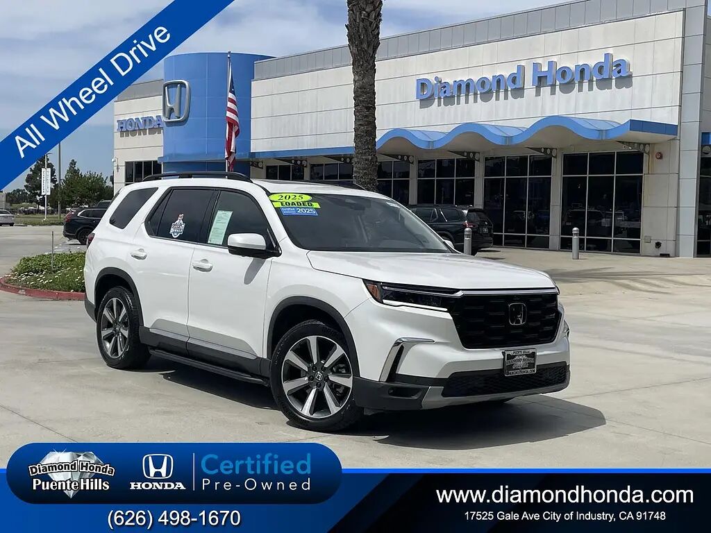 2025 Honda Pilot Elite — photo 1 of 30