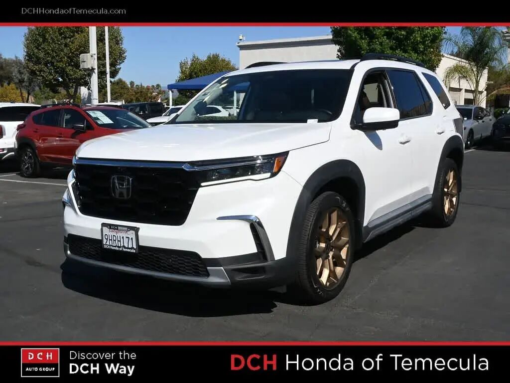 2023 Honda Pilot Elite — photo 1 of 13