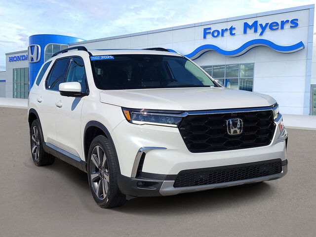 2025 Honda Pilot AWD Elite
