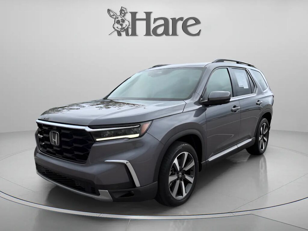 2025 Honda Pilot Elite — photo 1 of 13