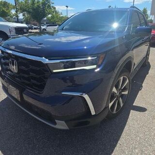 2025 Honda Pilot Elite — photo 1 of 26