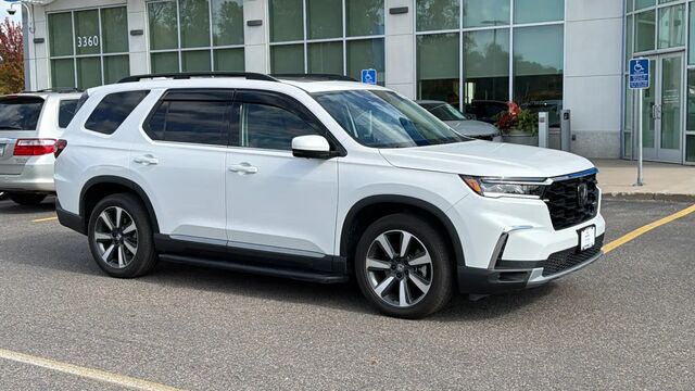 2025 Honda Pilot Elite