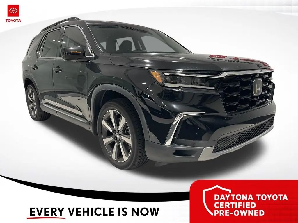 2023 Honda Pilot Elite — photo 1 of 36
