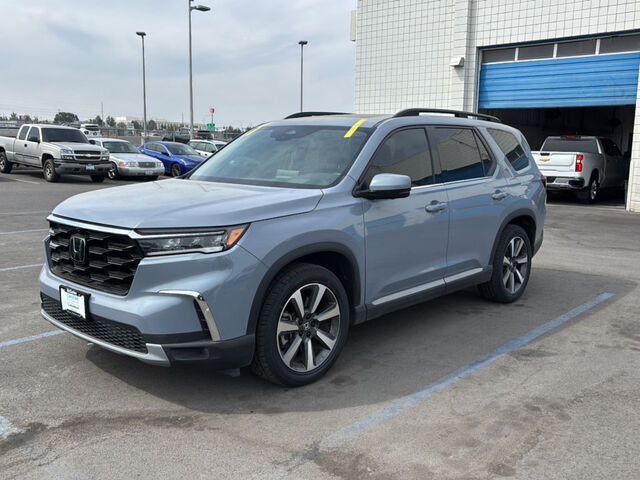 2023 Honda Pilot AWD ELITE — photo 1 of 7