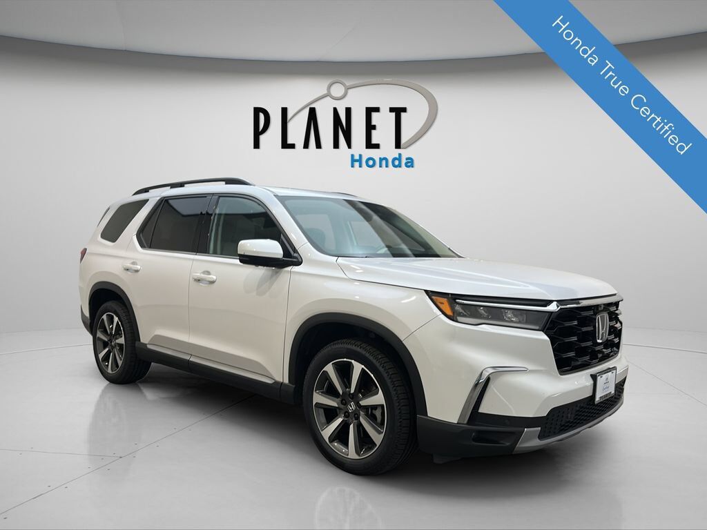 2024 Honda Pilot AWD ELITE — photo 1 of 7