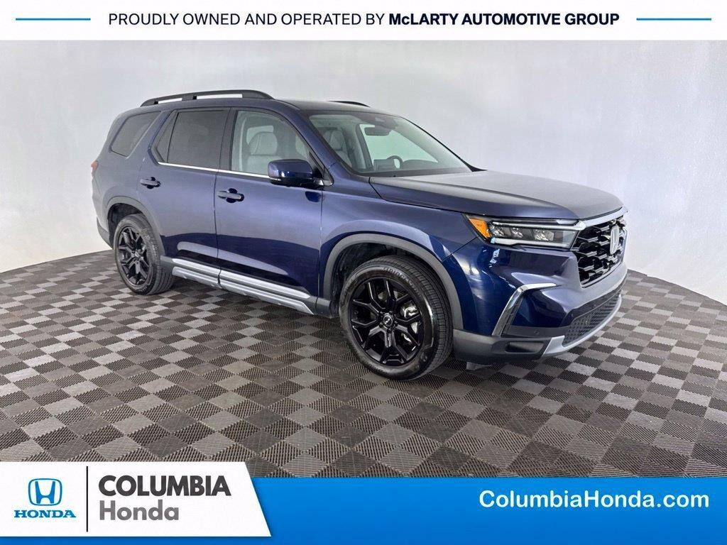 2025 Honda Pilot Elite — photo 1 of 13