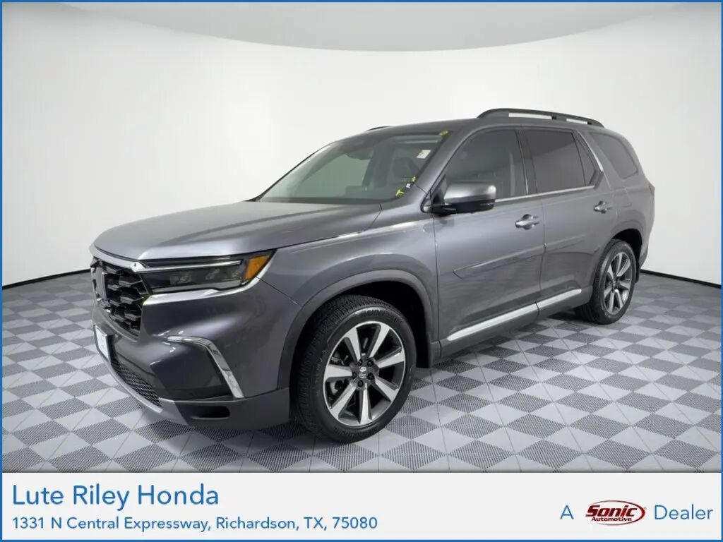 2025 Honda Pilot Elite — photo 1 of 13