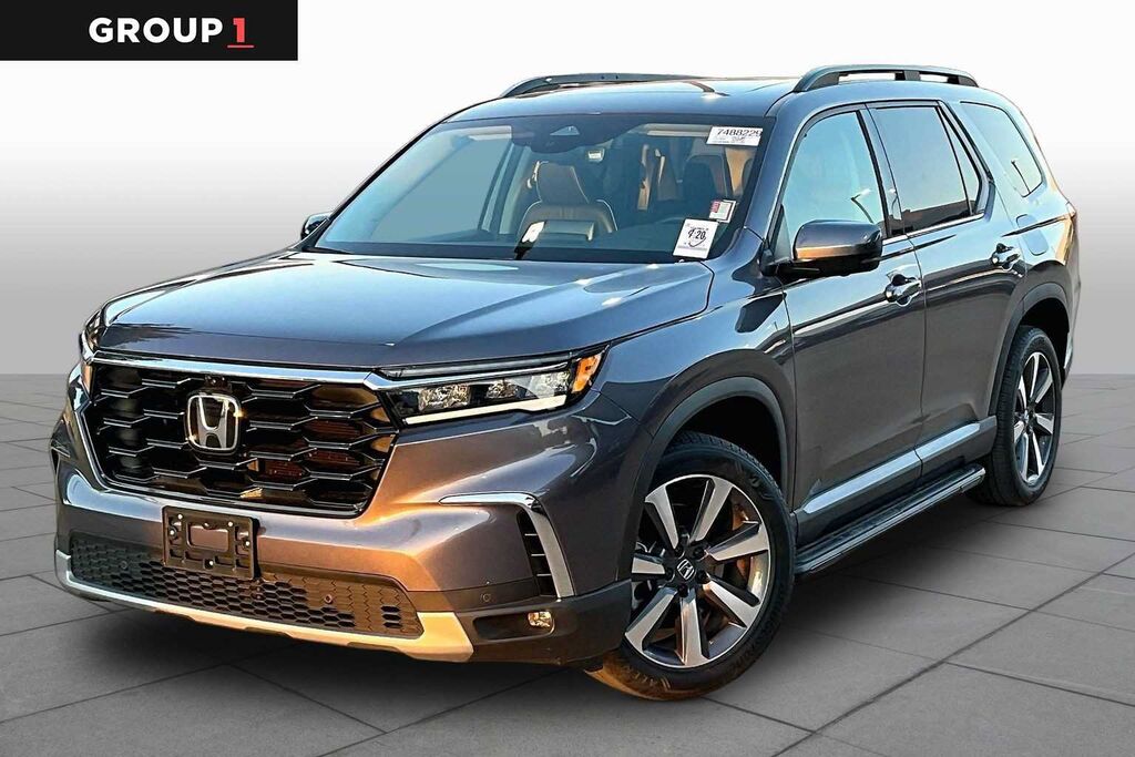 2025 Honda Pilot AWD Elite — photo 1 of 7
