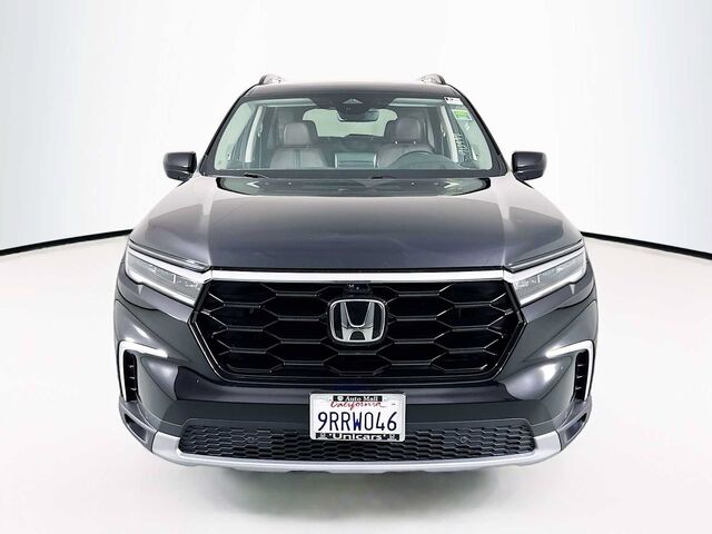 2025 Honda Pilot AWD Elite