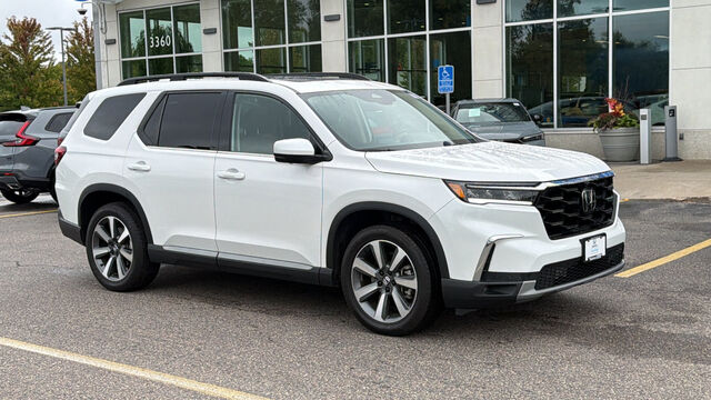 2025 Honda Pilot AWD Elite