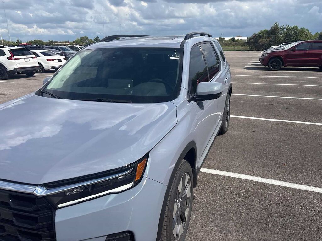 2026 Honda Pilot AWD Elite — photo 1 of 7