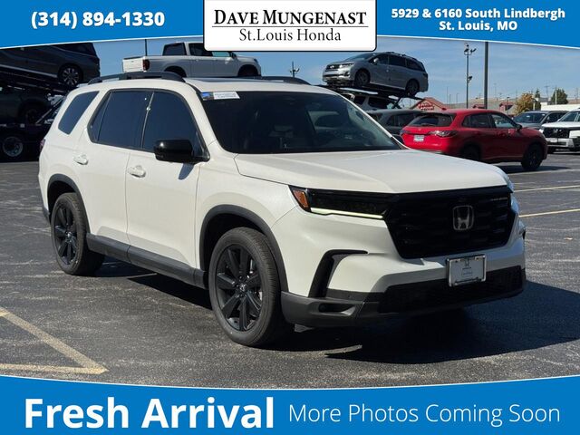 2025 Honda Pilot AWD Black Edition