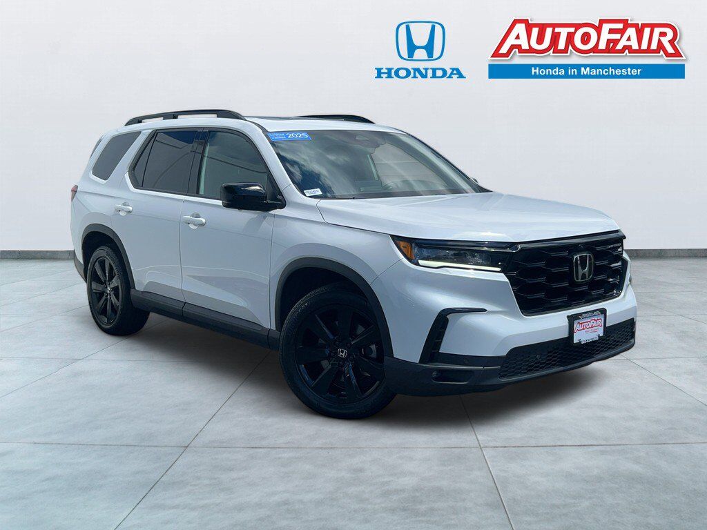 2025 Honda Pilot AWD Black Edition — photo 1 of 7
