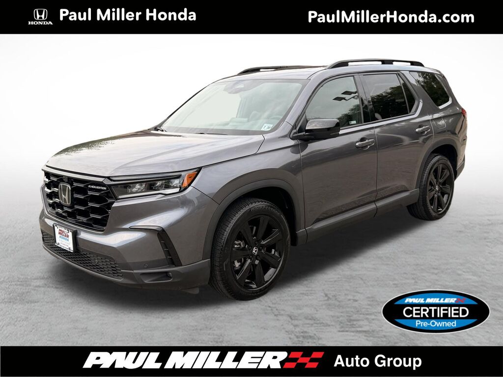 2025 Honda Pilot AWD Black Edition — photo 1 of 7