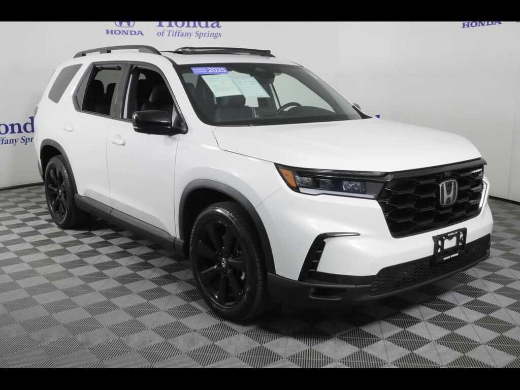 2025 Honda Pilot Black Edition — photo 1 of 1