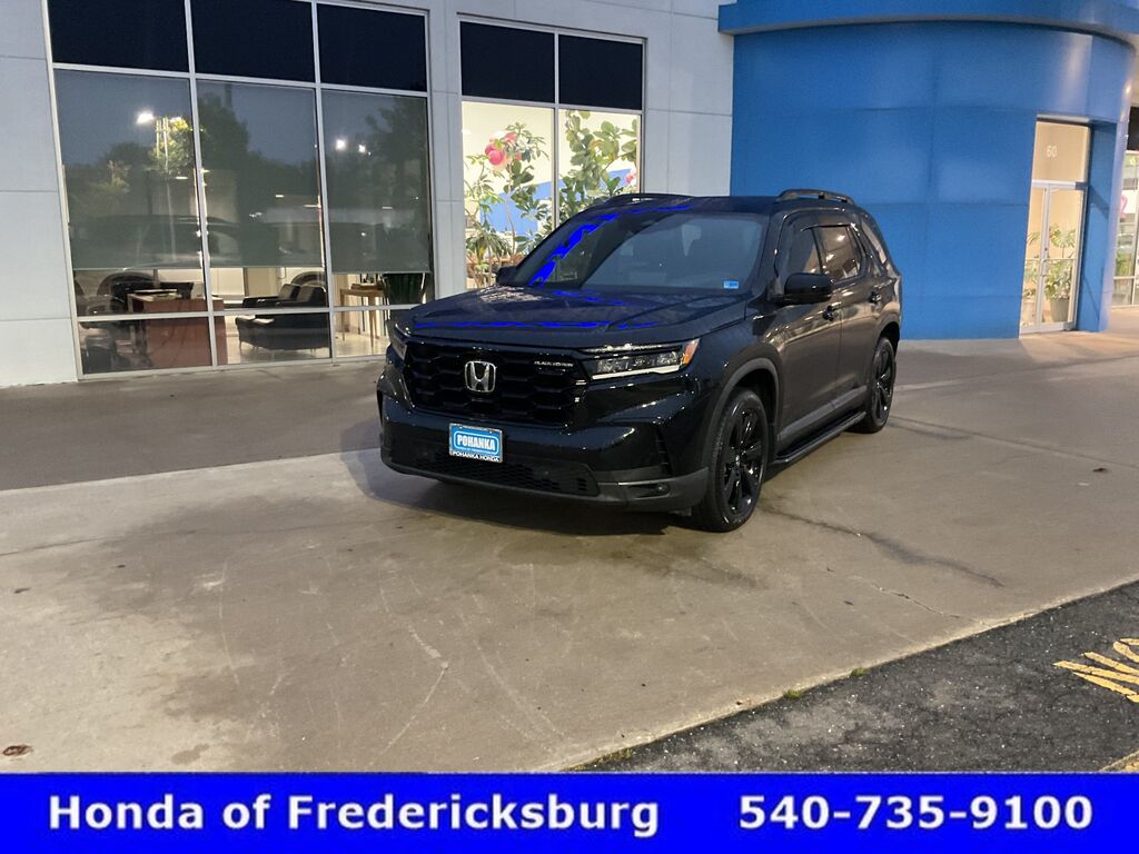 2025 Honda Pilot AWD Black Edition — photo 1 of 6