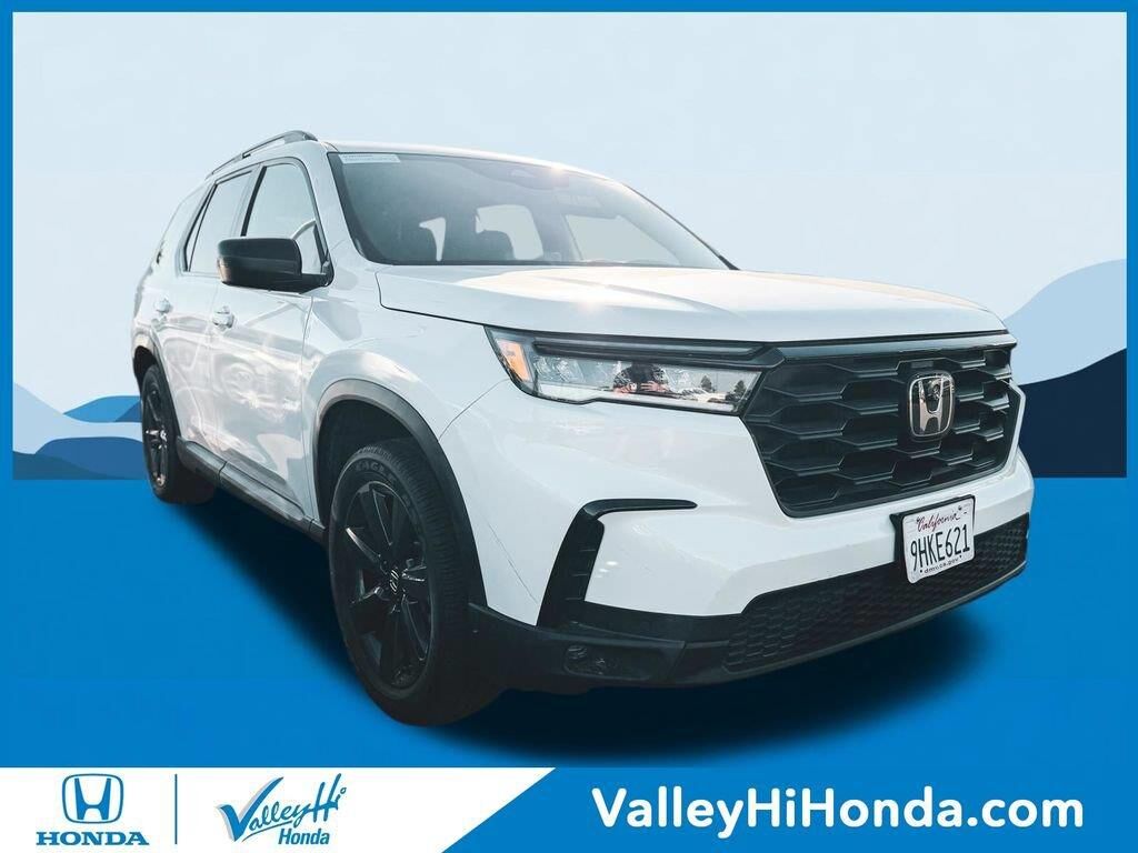 2023 Honda Pilot Sport — photo 1 of 5