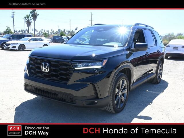 2025 Honda Pilot 2WD Sport