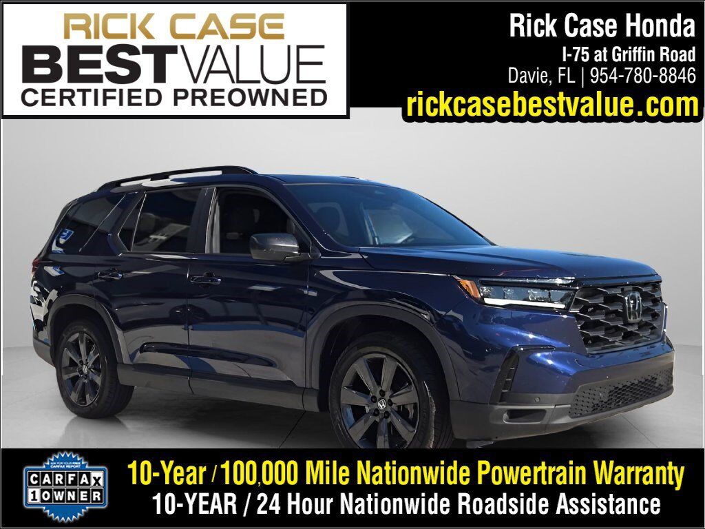 2025 Honda Pilot 2WD Sport — photo 1 of 7
