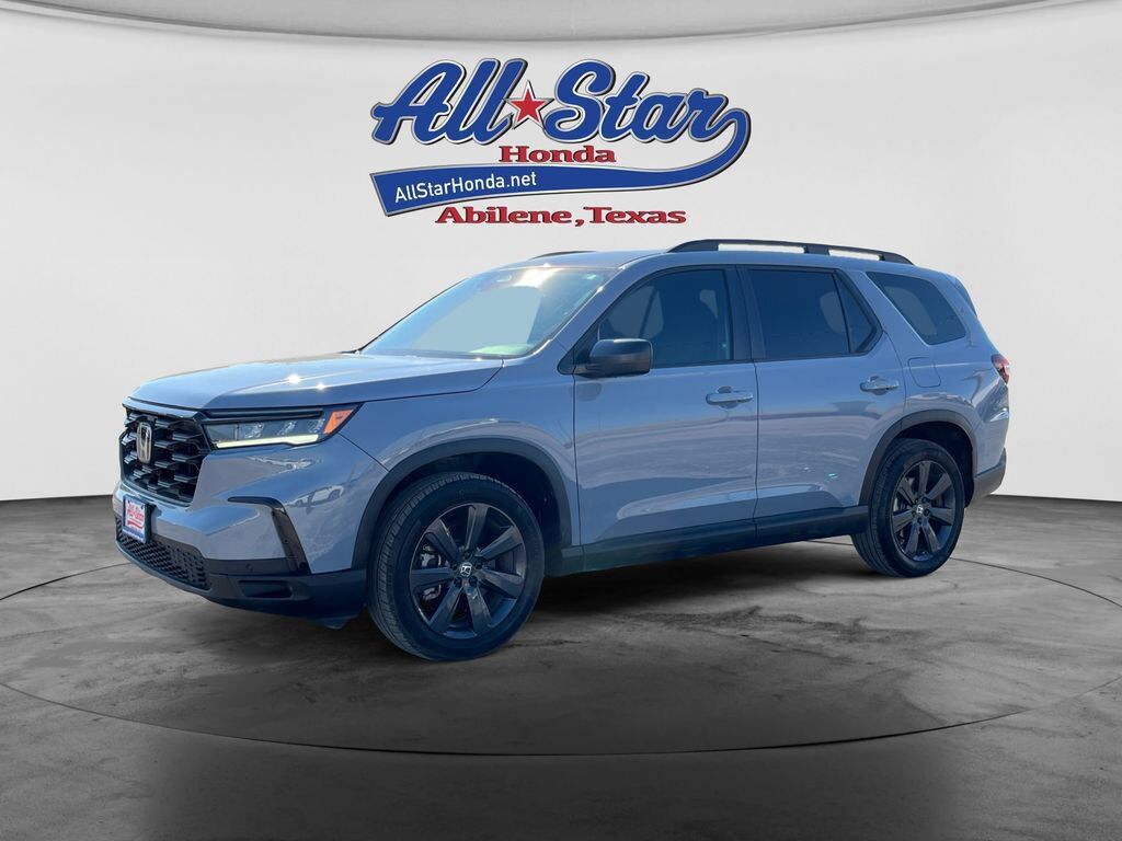 2025 Honda Pilot 2WD Sport — photo 1 of 7