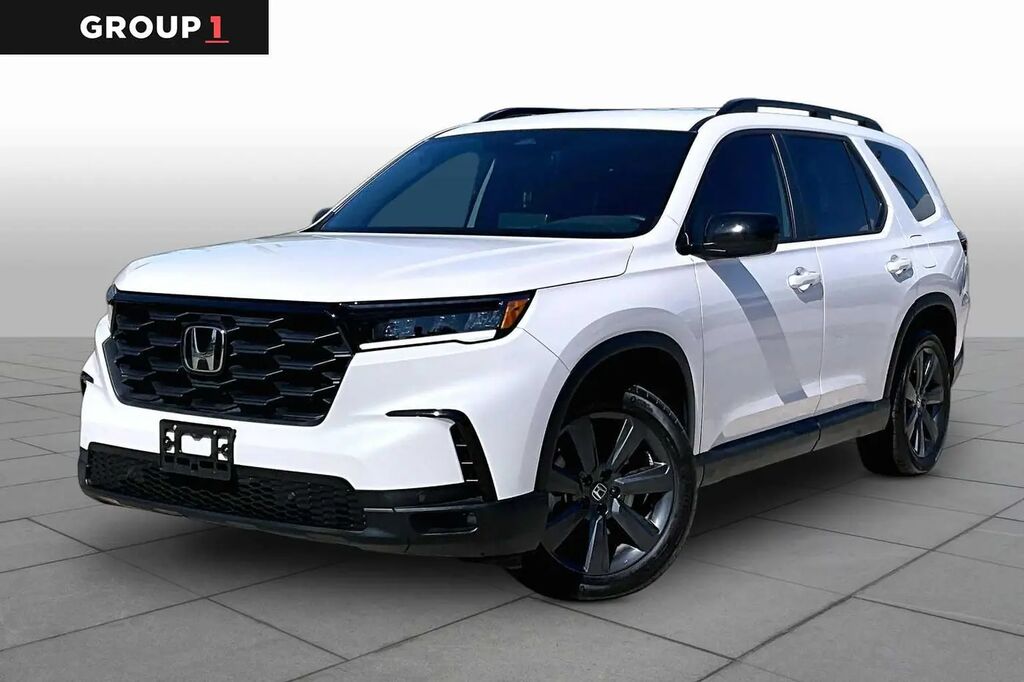 2025 Honda Pilot Sport — photo 1 of 13