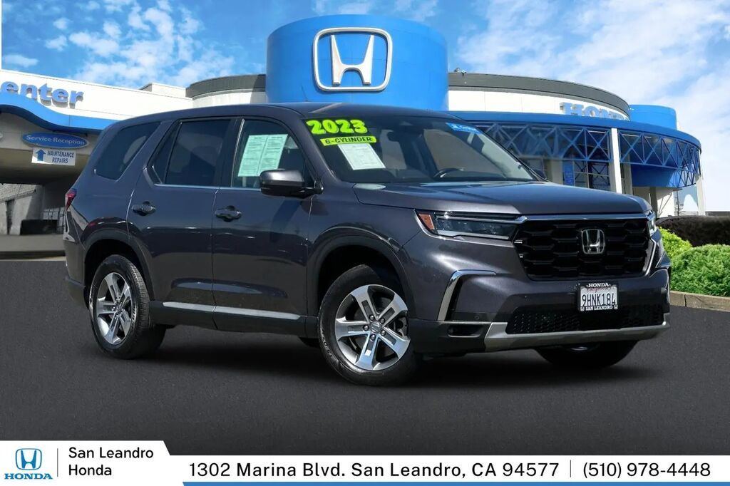 2023 Honda Pilot EX-L — photo 1 of 13