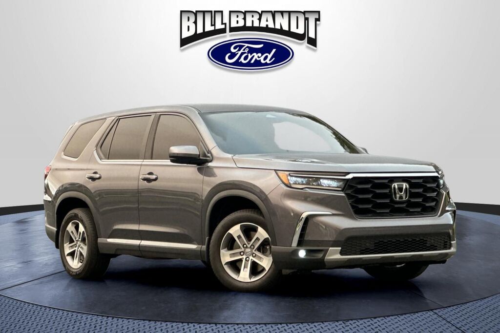2025 Honda Pilot EX-L — photo 1 of 13