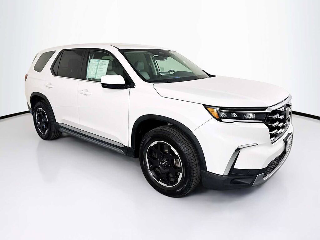 2025 Honda Pilot 2WD EX-L — photo 1 of 7