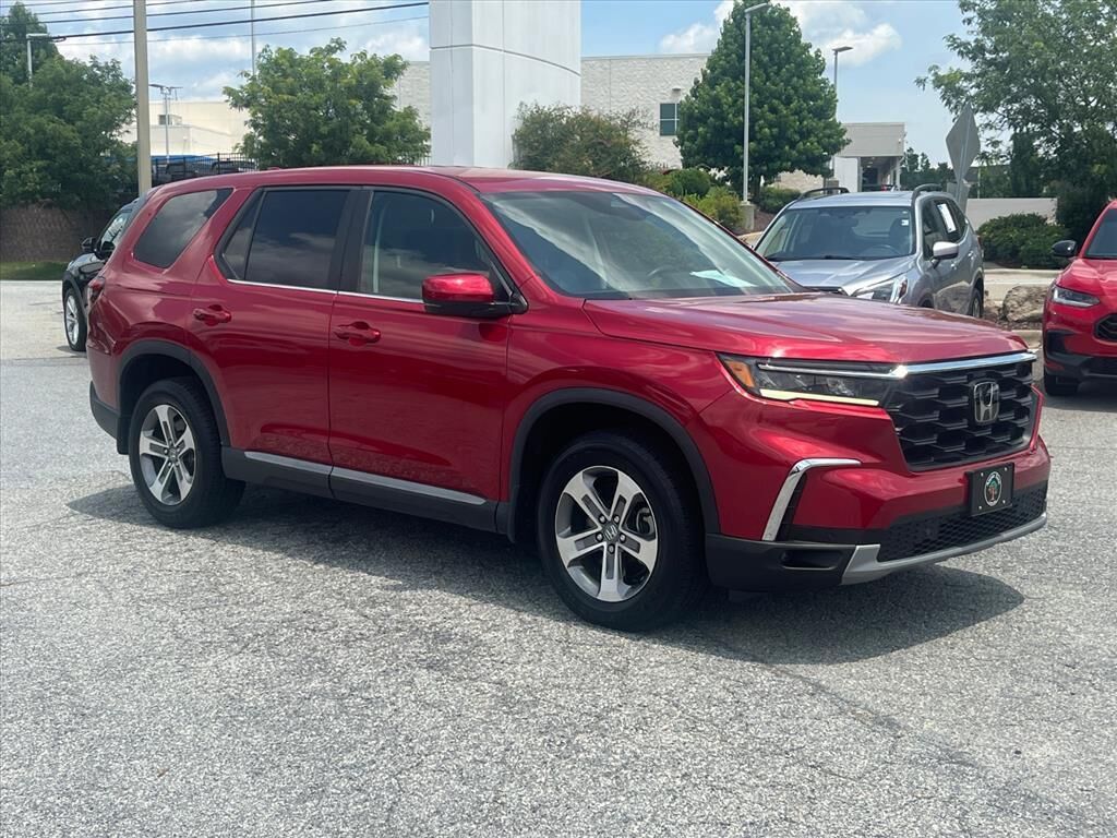 2023 Honda Pilot EX-L — photo 1 of 13