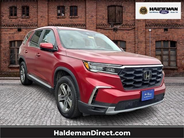 2024 Honda Pilot EX-L — photo 1 of 36