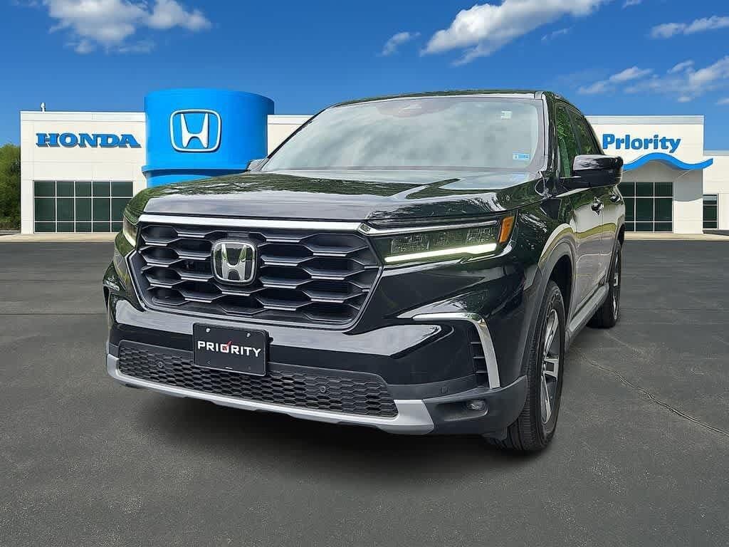 2025 Honda Pilot EX-L — photo 1 of 7
