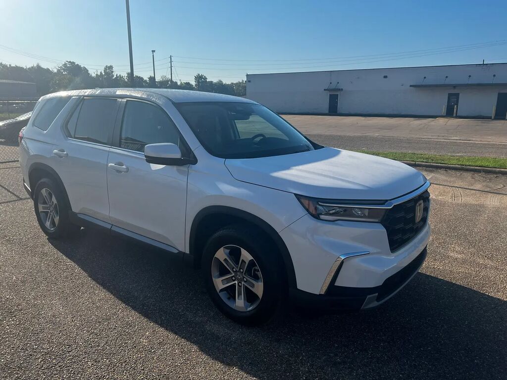 2025 Honda Pilot EX-L — photo 1 of 13