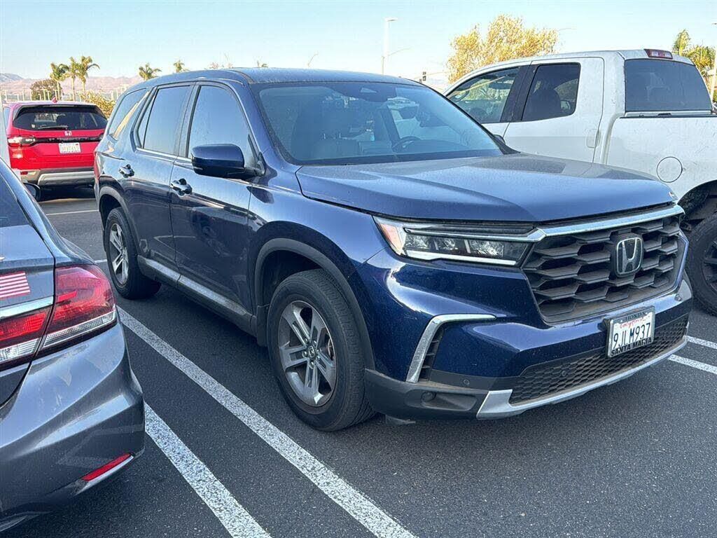 2024 Honda Pilot EX-L — photo 1 of 1