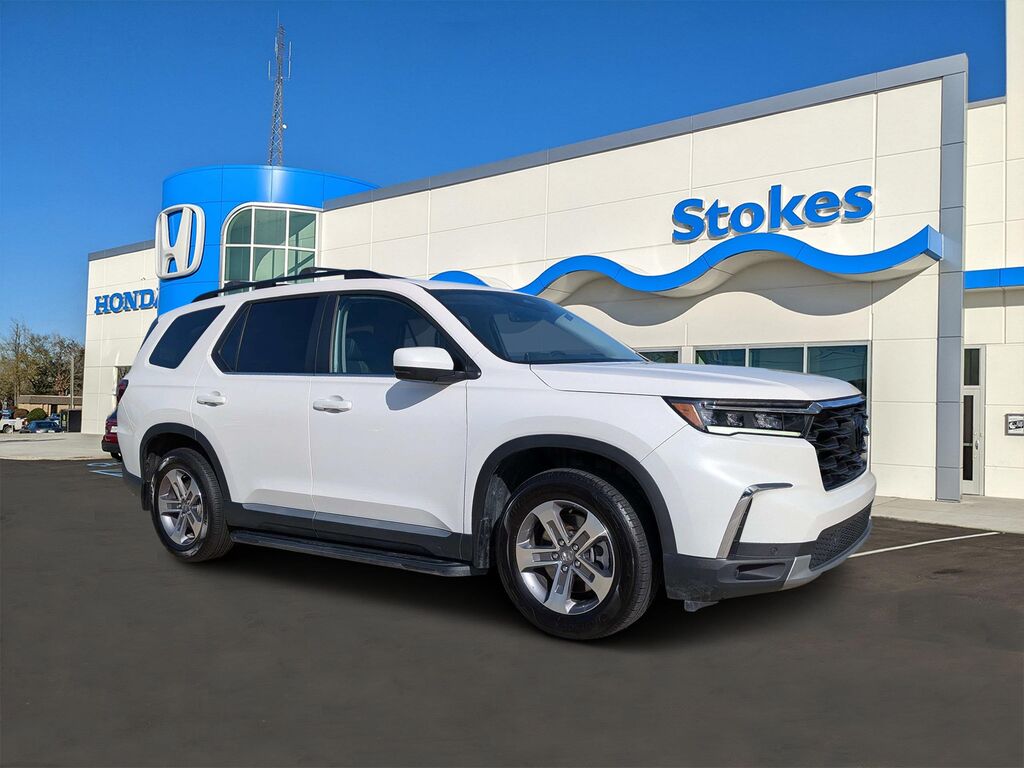 2025 Honda Pilot EX-L — photo 1 of 13