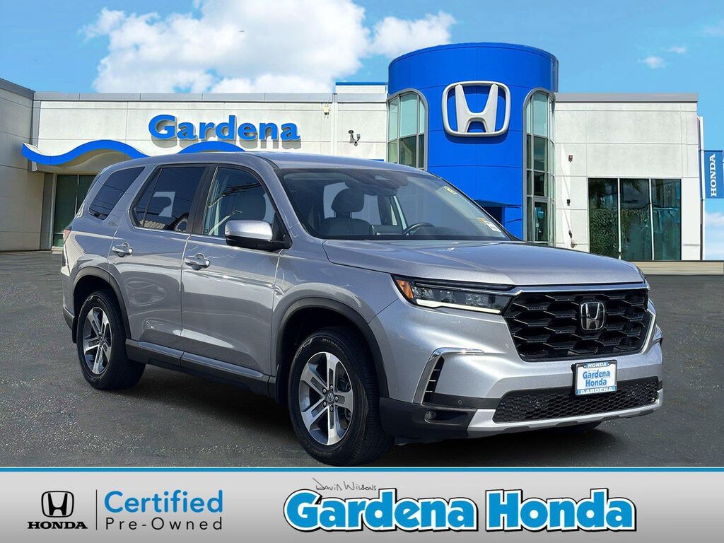 2025 Honda Pilot — photo 1 of 13