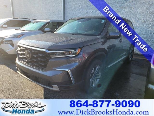2025 Honda Pilot EX-L — photo 1 of 10
