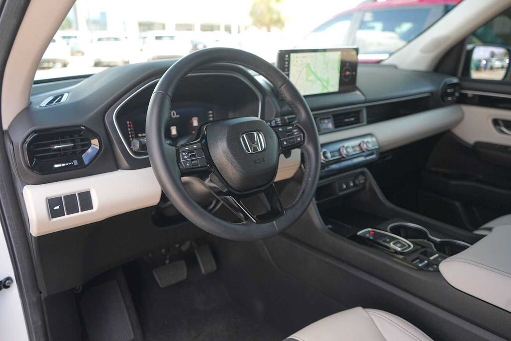 2026 Honda Pilot 2WD EX-L — photo 1 of 7
