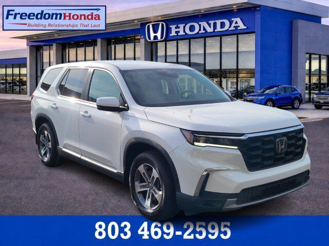 2025 Honda Pilot 2WD EX-L — photo 1 of 7