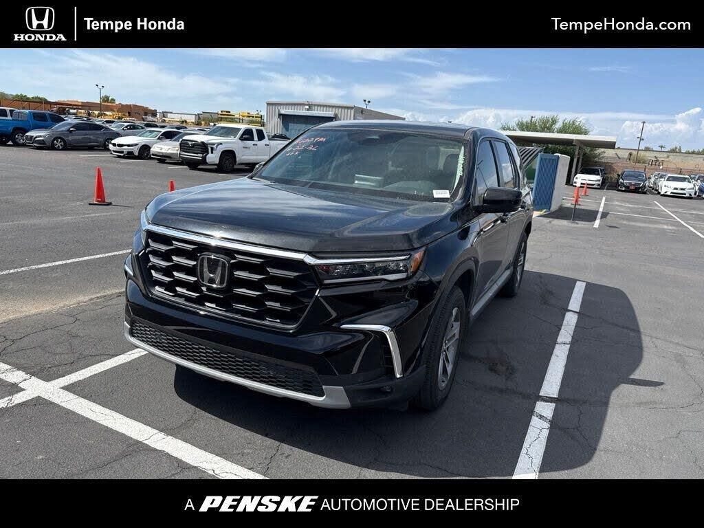 2025 Honda Pilot EX-L — photo 1 of 1