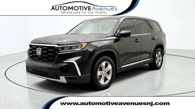 2023 Honda Pilot EX-L 8 Passenger