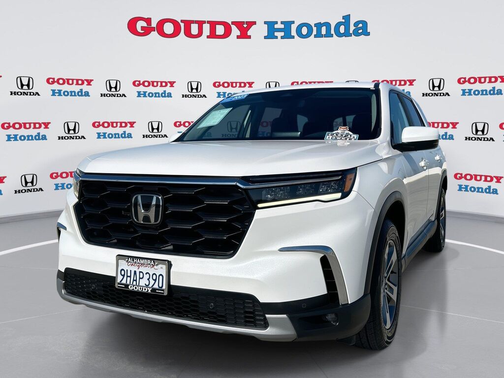 2023 Honda Pilot EX-L — photo 1 of 13