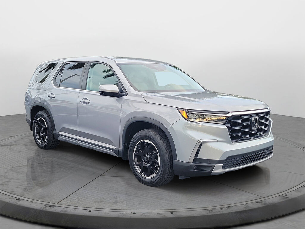 2025 Honda Pilot 2WD EX-L — photo 1 of 7