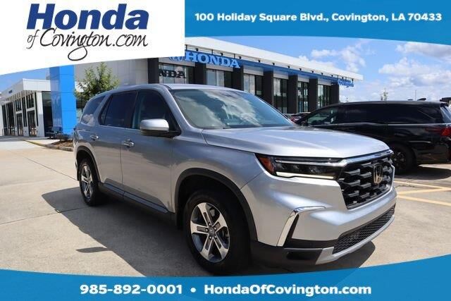 2023 Honda Pilot EX-L w/Rear Captain's Chairs